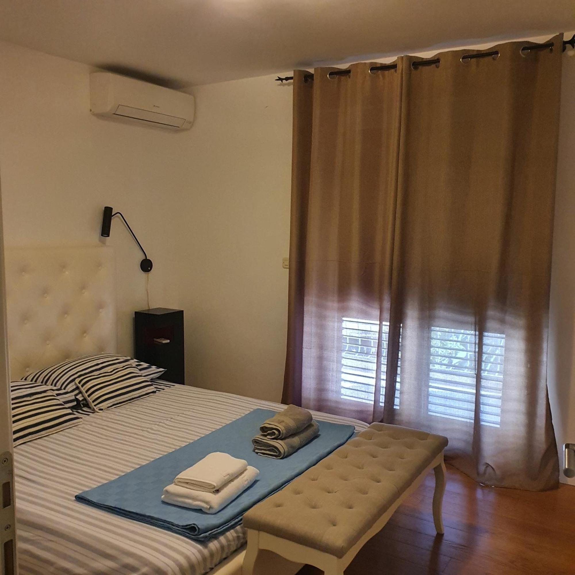 רוביני Apartments Legend חדר תמונה